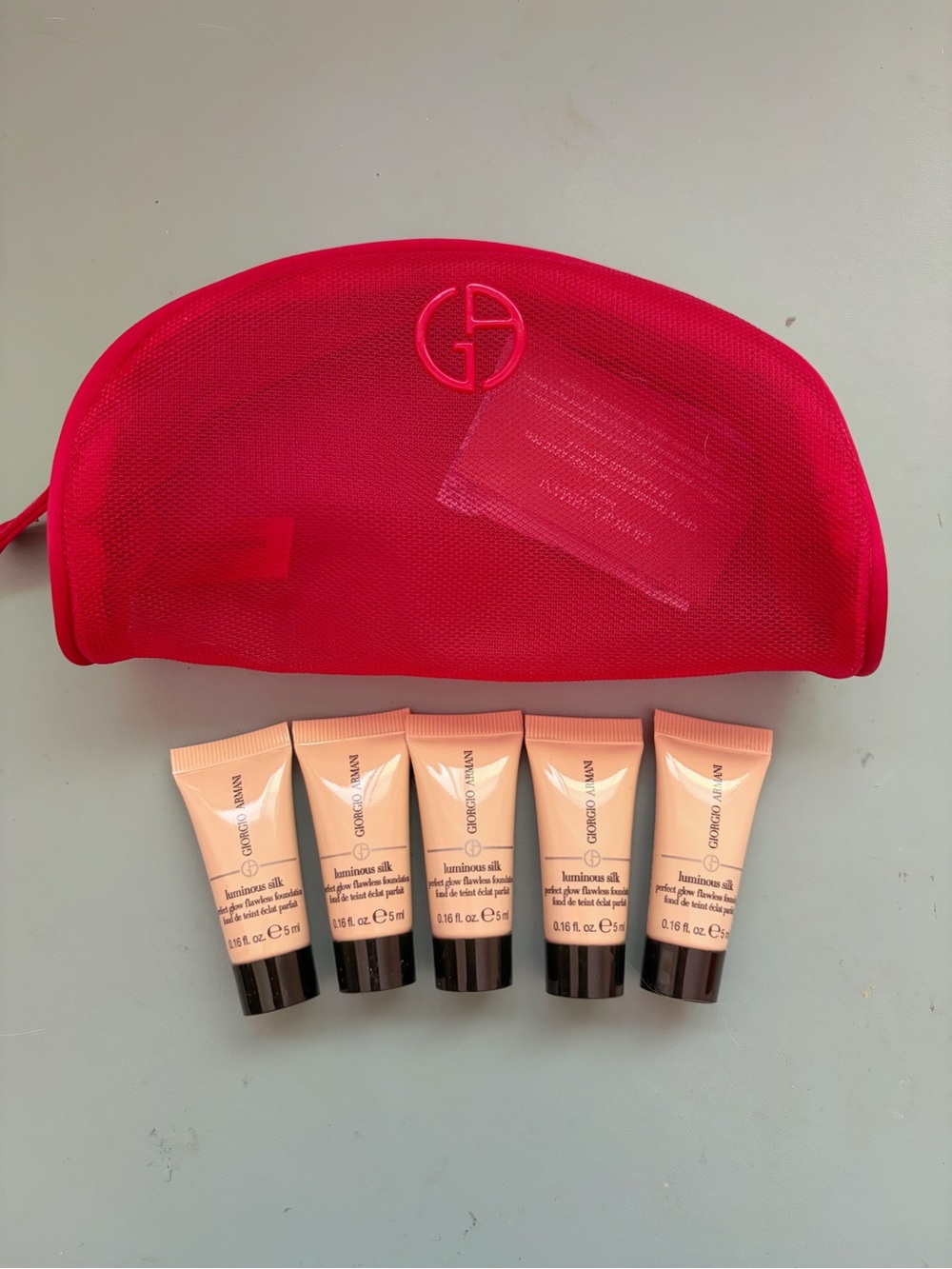 Giorgio Armani Luminous Silk Mini Foundations With Pouch